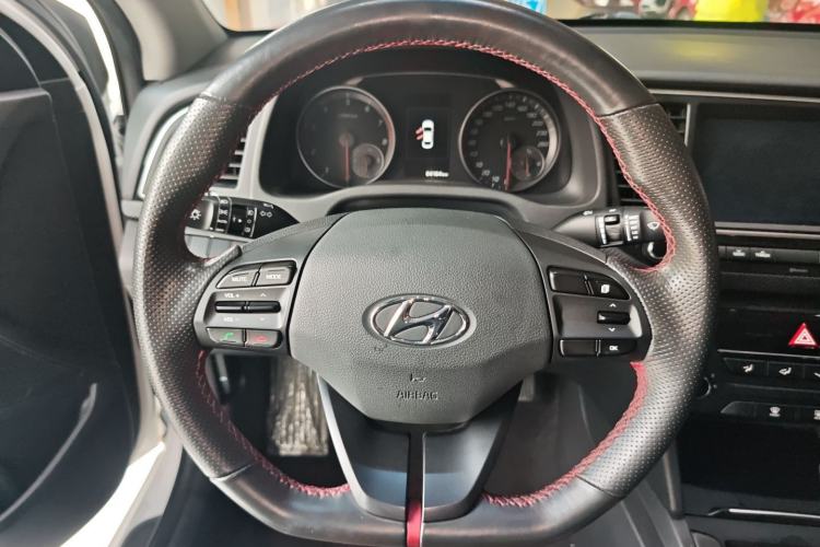 Used Hyundai Elantra (6th Generation / Lingdong) 2018 1.4T Dual-Clutch Xuan Dong · Dynamic Edition Interior 7