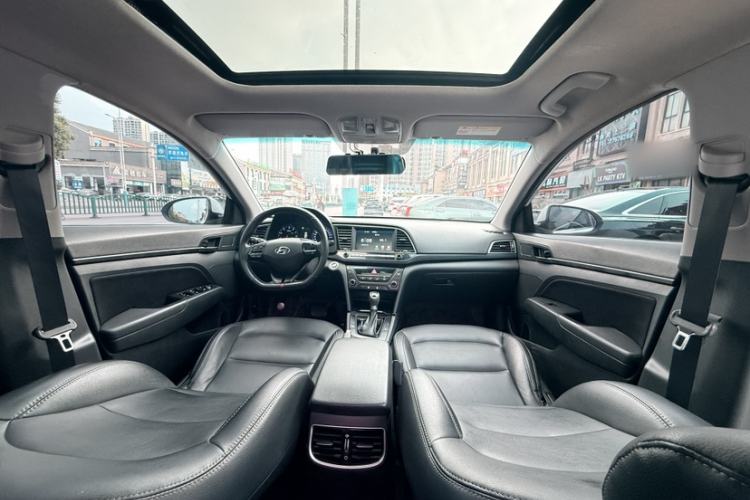 Used Hyundai Elantra (6th Generation / Lingdong) 2018 1.4T Dual-Clutch Xuan Dong · Dynamic Edition Interior 8