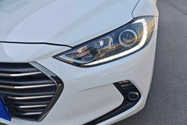 Used Hyundai Elantra (6th Generation / Lingdong) 2018 1.4T Dual-Clutch Xuan Dong · Dynamic Edition Left Front Headlight