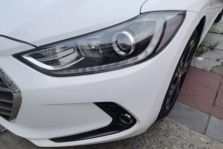 Used Hyundai Elantra (6th Generation / Lingdong) 2018 1.4T Dual-Clutch Xuan Dong · Dynamic Edition Left Front Headlight