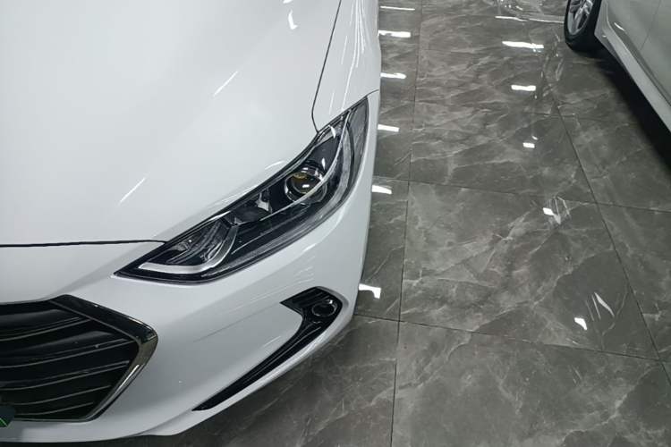 Used Hyundai Elantra (6th Generation / Lingdong) 2018 1.6L Automatic 15th Anniversary Special Edition Left Front Headlight