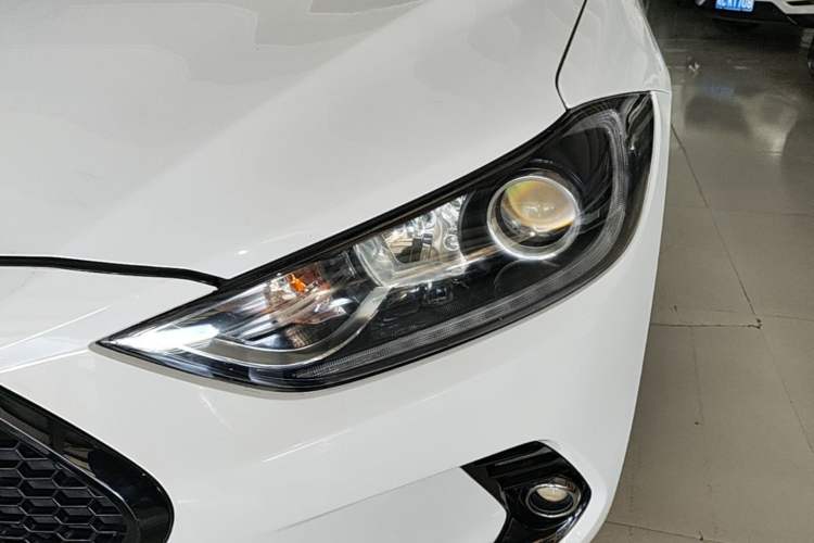 Used Hyundai Elantra (6th Generation / Lingdong) 2018 1.4T Dual-Clutch Xuan Dong · Dynamic Edition Left Front Headlight