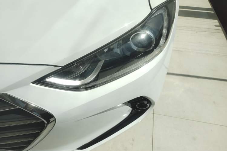Used Hyundai Elantra (6th Generation / Lingdong) 2018 1.4T Dual-Clutch Xuan Dong · Dynamic Edition Left Front Headlight