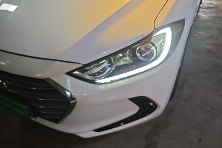 Used Hyundai Elantra (6th Generation / Lingdong) 2018 1.4T Dual-Clutch Xuan Dong · Dynamic Edition Left Front Headlight