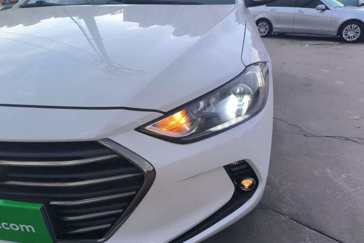 Used Hyundai Elantra (6th Generation / Lingdong) 2018 1.4T Dual-Clutch Xuan Dong · Dynamic Edition Left Front Headlight