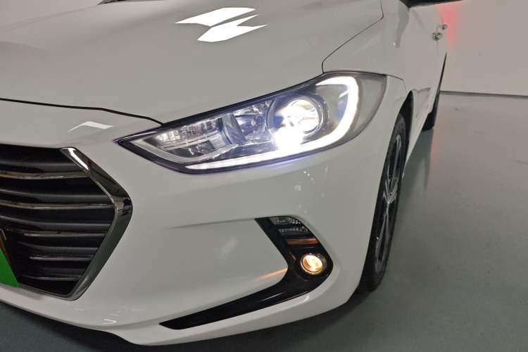 Used Hyundai Elantra (6th Generation / Lingdong) 2018 1.4T Dual-Clutch Xuan Dong · Dynamic Edition Left Front Headlight