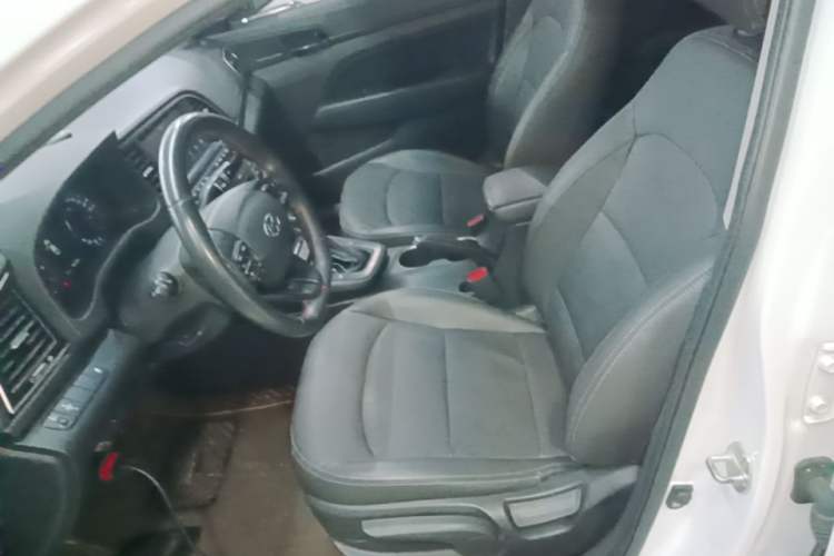 Used Hyundai Elantra (6th Generation / Lingdong) 2018 1.4T Dual-Clutch Xuan Dong · Dynamic Edition Left Front Seat