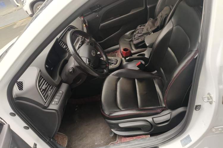 Used Hyundai Elantra (6th Generation / Lingdong) 2018 1.4T Dual-Clutch Xuan Dong · Dynamic Edition Left Front Seat