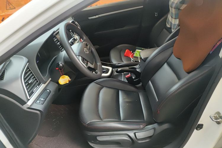 Used Hyundai Elantra (6th Generation / Lingdong) 2018 1.6L Automatic 15th Anniversary Special Edition Left Front Seat