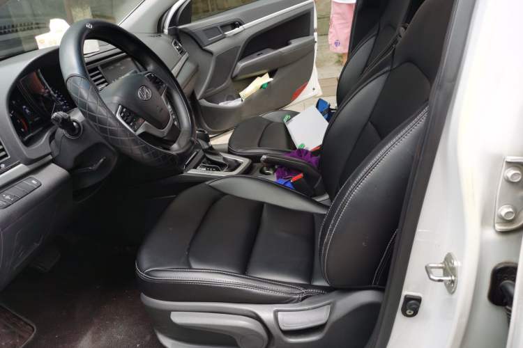 Used Hyundai Elantra (6th Generation / Lingdong) 2018 1.6L Automatic 15th Anniversary Special Edition Left Front Seat