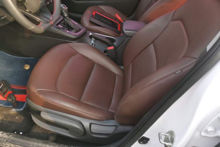 Used Hyundai Elantra (6th Generation / Lingdong) 2018 1.4T Dual-Clutch Xuan Dong · Dynamic Edition Left Front Seat