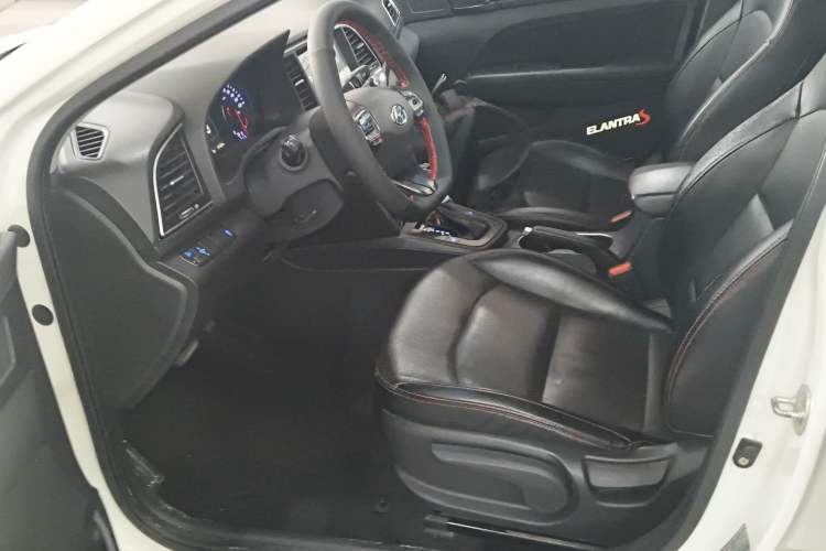 Used Hyundai Elantra (6th Generation / Lingdong) 2018 1.4T Dual-Clutch Xuan Dong · Dynamic Edition Left Front Seat