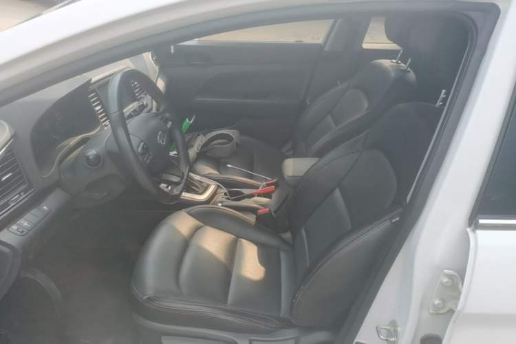 Used Hyundai Elantra (6th Generation / Lingdong) 2018 1.4T Dual-Clutch Xuan Dong · Dynamic Edition Left Front Seat