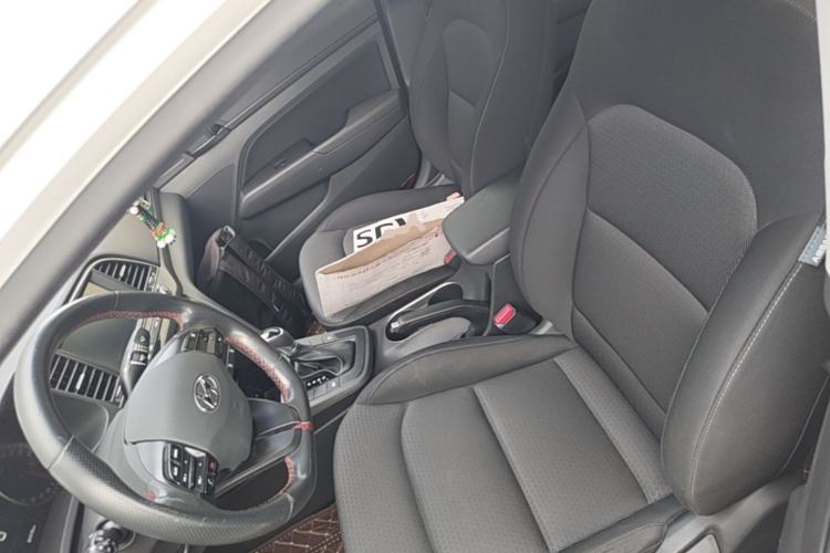 Used Hyundai Elantra (6th Generation / Lingdong) 2018 1.4T Dual-Clutch Xuan Dong · Dynamic Edition Left Front Seat