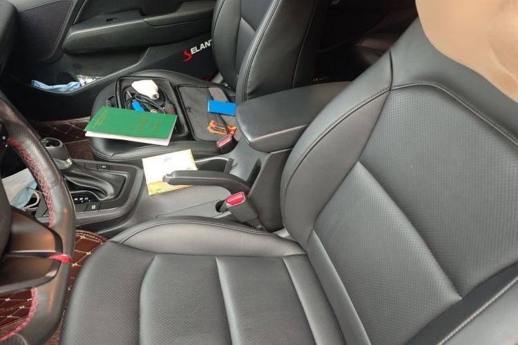 Used Hyundai Elantra (6th Generation / Lingdong) 2018 1.4T Dual-Clutch Xuan Dong · Dynamic Edition Left Front Seat