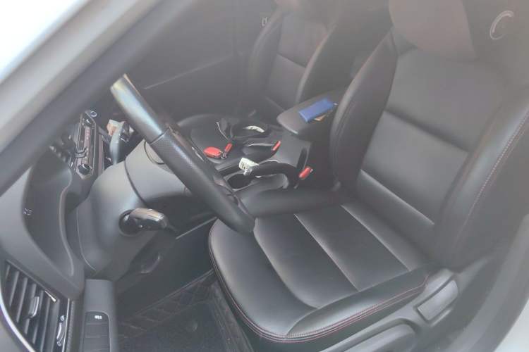 Used Hyundai Elantra (6th Generation / Lingdong) 2018 1.4T Dual-Clutch Xuan Dong · Dynamic Edition Left Front Seat
