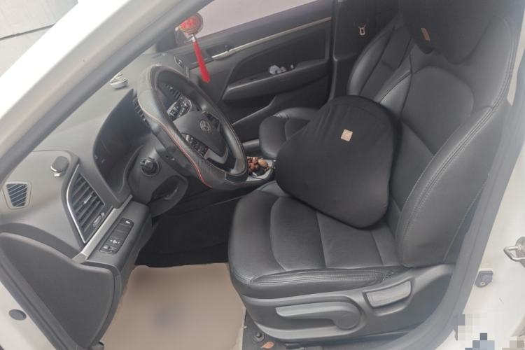 Used Hyundai Elantra (6th Generation / Lingdong) 2018 1.6L Automatic 15th Anniversary Special Edition Left Front Seat
