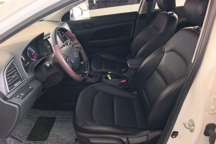 Used Hyundai Elantra (6th Generation / Lingdong) 2018 1.4T Dual-Clutch Xuan Dong · Dynamic Edition Left Front Seat