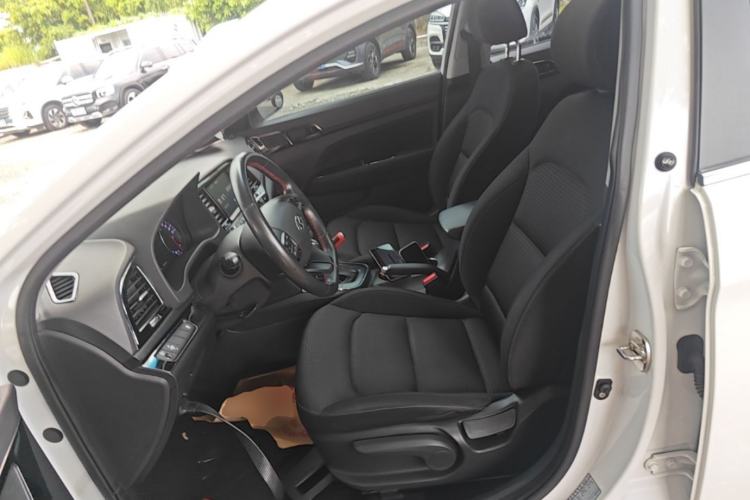 Used Hyundai Elantra (6th Generation / Lingdong) 2018 1.4T Dual-Clutch Xuan Dong · Dynamic Edition Left Front Seat