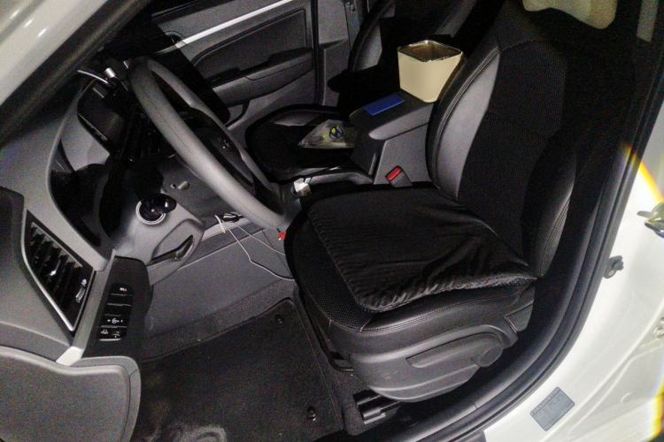 Used Hyundai Elantra (6th Generation / Lingdong) 2018 1.6L Automatic 15th Anniversary Special Edition Left Front Seat