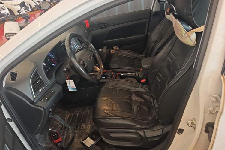 Used Hyundai Elantra (6th Generation / Lingdong) 2018 1.4T Dual-Clutch Xuan Dong · Dynamic Edition Left Front Seat