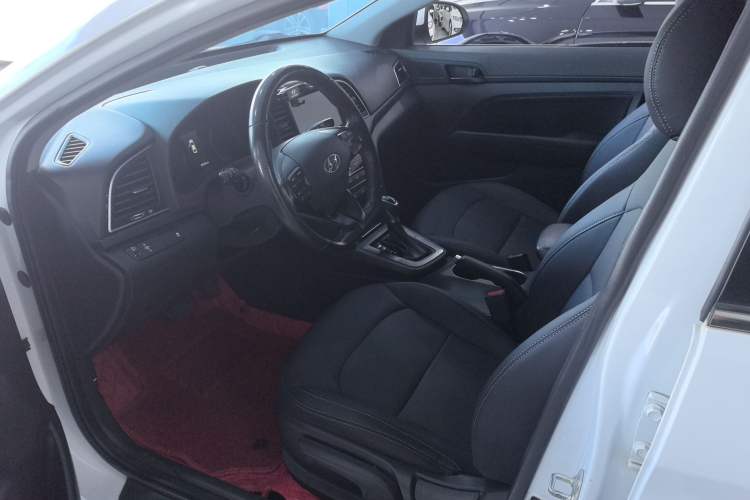 Used Hyundai Elantra (6th Generation / Lingdong) 2018 1.4T Dual-Clutch Xuan Dong · Dynamic Edition Left Front Seat