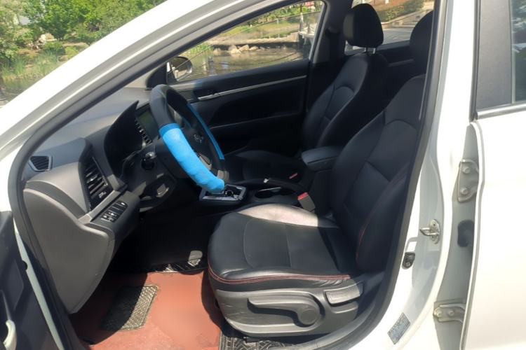 Used Hyundai Elantra (6th Generation / Lingdong) 2018 1.6L Automatic 15th Anniversary Special Edition Left Front Seat