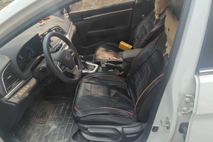 Used Hyundai Elantra (6th Generation / Lingdong) 2018 1.6L Automatic 15th Anniversary Special Edition Left Front Seat