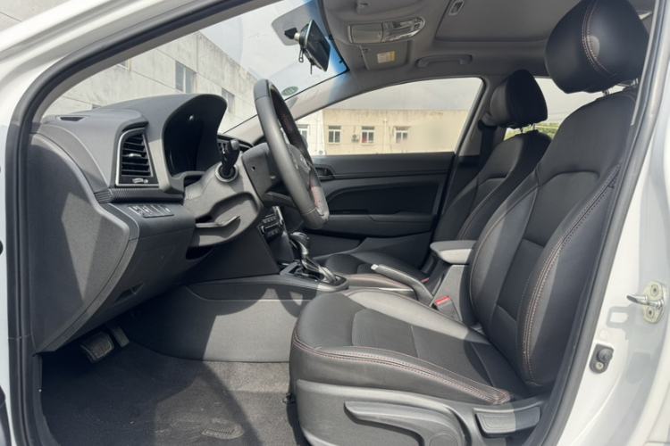 Used Hyundai Elantra (6th Generation / Lingdong) 2018 1.4T Dual-Clutch Xuan Dong · Dynamic Edition Left Front Seat