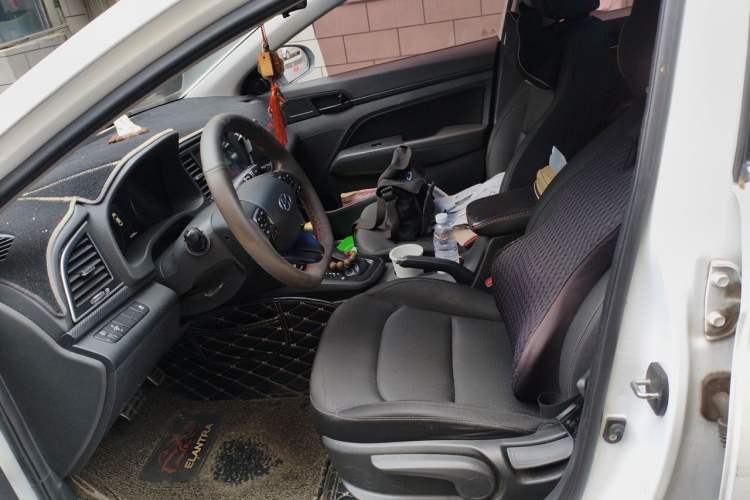 Used Hyundai Elantra (6th Generation / Lingdong) 2018 1.4T Dual-Clutch Xuan Dong · Dynamic Edition Left Front Seat