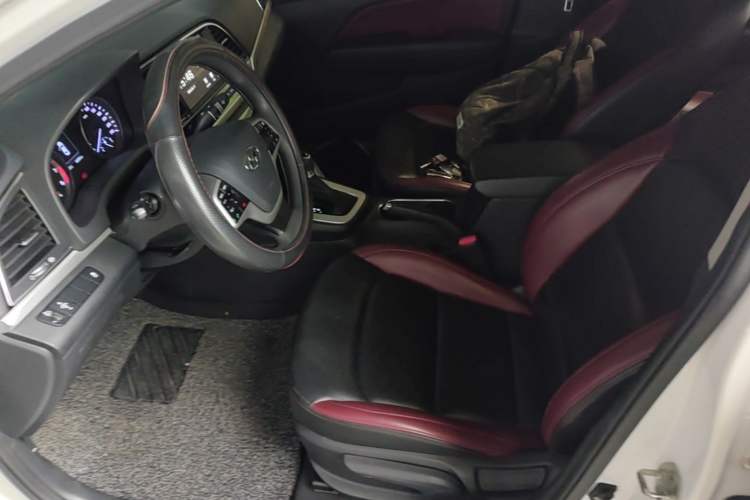 Used Hyundai Elantra (6th Generation / Lingdong) 2018 1.6L Automatic 15th Anniversary Special Edition Left Front Seat
