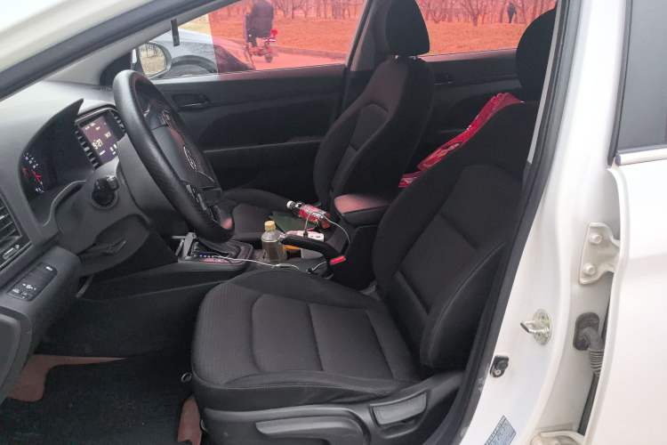 Used Hyundai Elantra (6th Generation / Lingdong) 2018 1.4T Dual-Clutch Xuan Dong · Dynamic Edition Left Front Seat