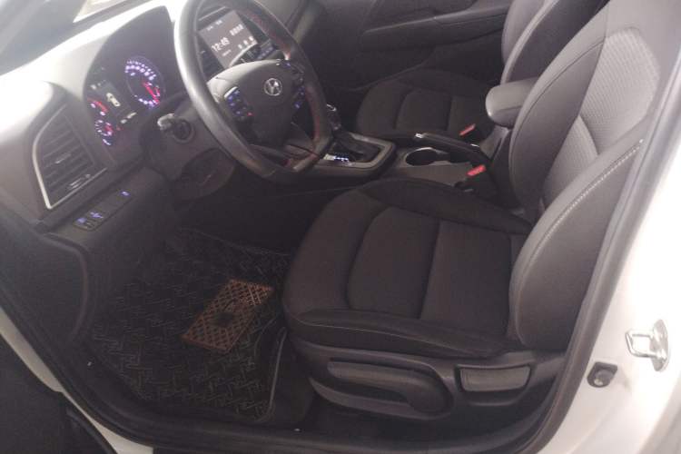 Used Hyundai Elantra (6th Generation / Lingdong) 2018 1.4T Dual-Clutch Xuan Dong · Dynamic Edition Left Front Seat