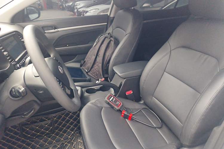Used Hyundai Elantra (6th Generation / Lingdong) 2018 1.6L Automatic 15th Anniversary Special Edition Left Front Seat