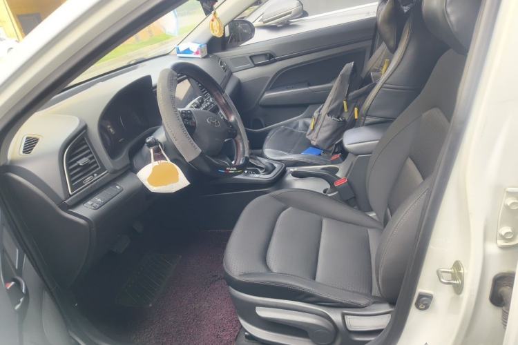 Used Hyundai Elantra (6th Generation / Lingdong) 2018 1.4T Dual-Clutch Xuan Dong · Dynamic Edition Left Front Seat