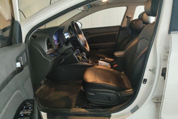 Used Hyundai Elantra (6th Generation / Lingdong) 2018 1.4T Dual-Clutch Xuan Dong · Dynamic Edition Left Front Seat