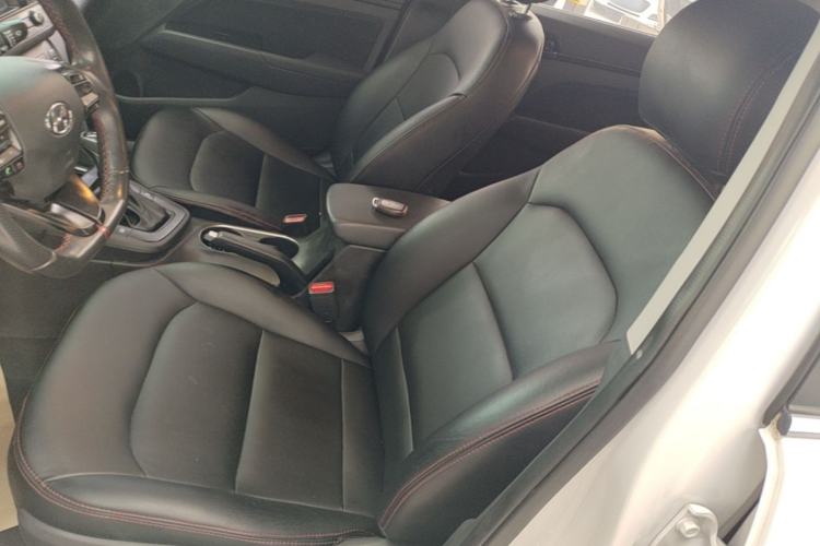 Used Hyundai Elantra (6th Generation / Lingdong) 2018 1.4T Dual-Clutch Xuan Dong · Dynamic Edition Left Front Seat