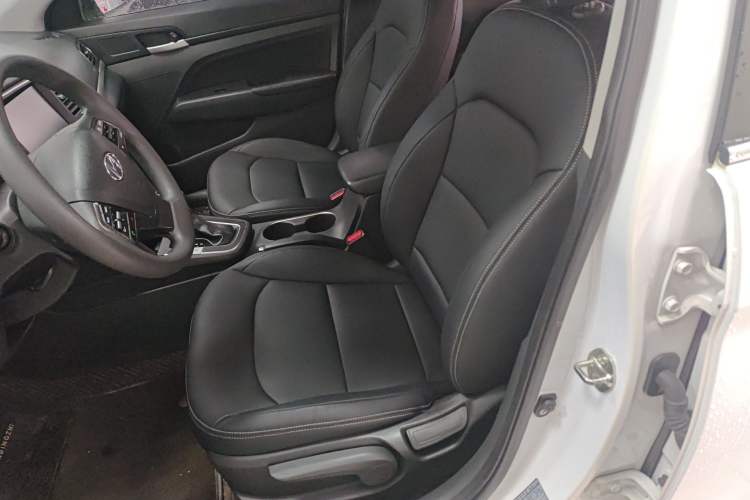 Used Hyundai Elantra (6th Generation / Lingdong) 2018 1.6L Automatic 15th Anniversary Special Edition Left Front Seat