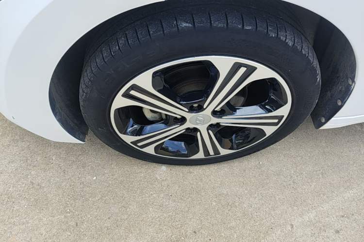 Used Hyundai Elantra (6th Generation / Lingdong) 2018 1.4T Dual-Clutch Xuan Dong · Dynamic Edition Left Front Wheel Hub