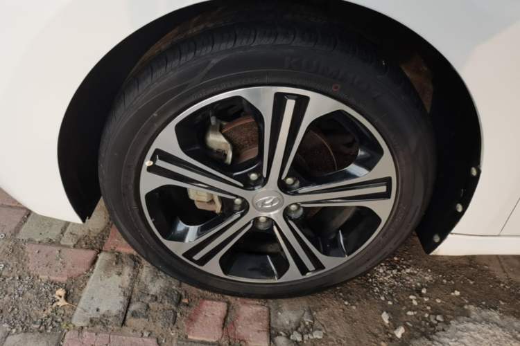 Used Hyundai Elantra (6th Generation / Lingdong) 2018 1.4T Dual-Clutch Xuan Dong · Dynamic Edition Left Front Wheel Hub