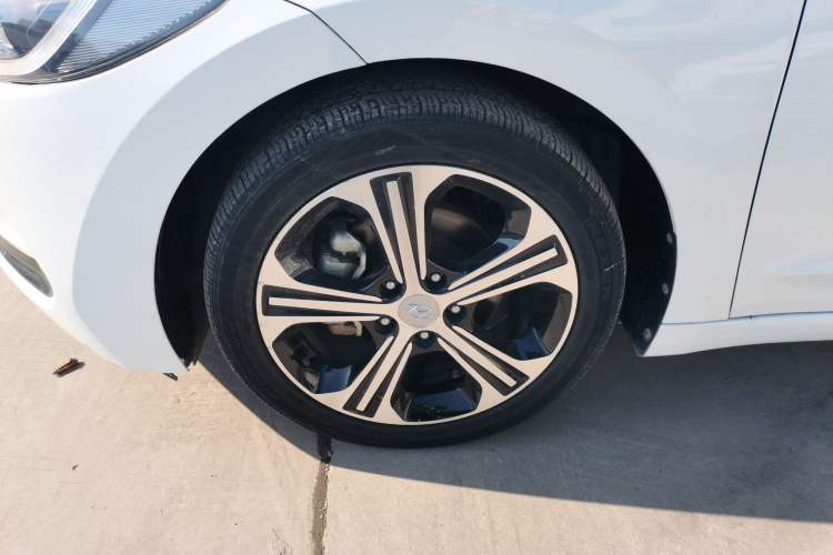 Used Hyundai Elantra (6th Generation / Lingdong) 2018 1.4T Dual-Clutch Xuan Dong · Dynamic Edition Left Front Wheel Hub