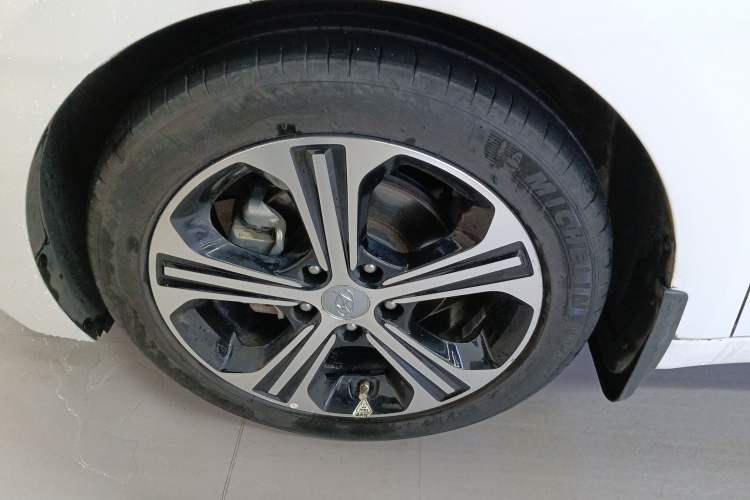 Used Hyundai Elantra (6th Generation / Lingdong) 2018 1.4T Dual-Clutch Xuan Dong · Dynamic Edition Left Front Wheel Hub