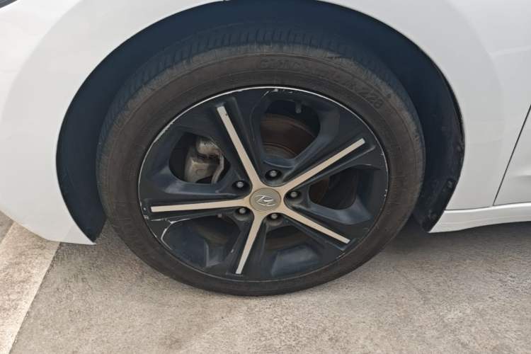 Used Hyundai Elantra (6th Generation / Lingdong) 2018 1.4T Dual-Clutch Xuan Dong · Dynamic Edition Left Front Wheel Hub