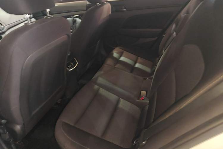 Used Hyundai Elantra (6th Generation / Lingdong) 2018 1.4T Dual-Clutch Xuan Dong · Dynamic Edition Left Rear Seat
