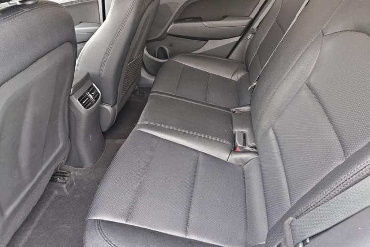 Used Hyundai Elantra (6th Generation / Lingdong) 2018 1.4T Dual-Clutch Xuan Dong · Dynamic Edition Left Rear Seat