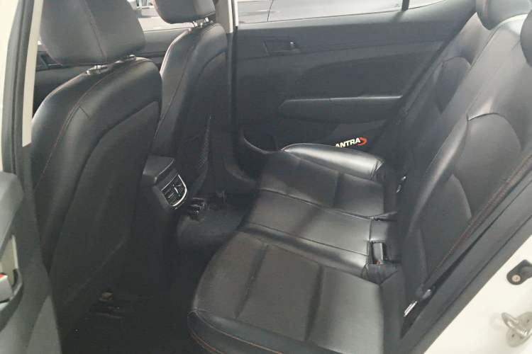 Used Hyundai Elantra (6th Generation / Lingdong) 2018 1.4T Dual-Clutch Xuan Dong · Dynamic Edition Left Rear Seat