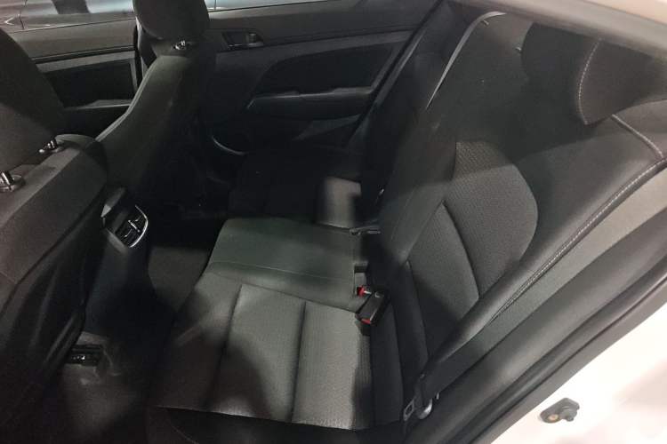 Used Hyundai Elantra (6th Generation / Lingdong) 2018 1.4T Dual-Clutch Xuan Dong · Dynamic Edition Left Rear Seat