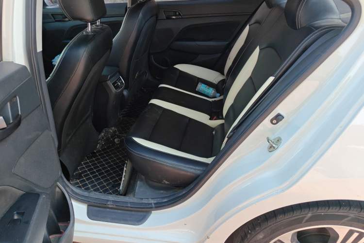 Used Hyundai Elantra (6th Generation / Lingdong) 2018 1.4T Dual-Clutch Xuan Dong · Dynamic Edition Left Rear Seat