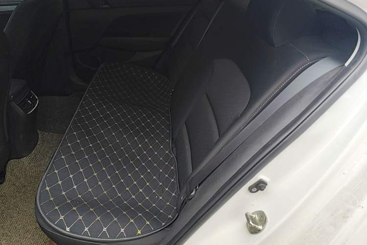 Used Hyundai Elantra (6th Generation / Lingdong) 2018 1.4T Dual-Clutch Xuan Dong · Dynamic Edition Left Rear Seat