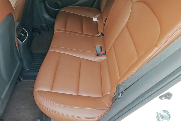 Used Hyundai Elantra (6th Generation / Lingdong) 2018 1.4T Dual-Clutch Xuan Dong · Dynamic Edition Left Rear Seat
